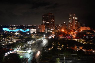 Key West Florida 'nın Gündüz ve Gece Skylines' ı 