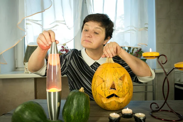 Hogy Jack Lantern Otthon Legyen Kész Tök Egy Elégedett Munkájával — Stock Fotó