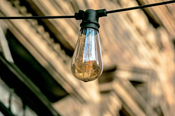 Hintergrundbild Einer Outdoor Lampe Fokus Auf Eine Klassische Glühbirne Mit — Stockfoto