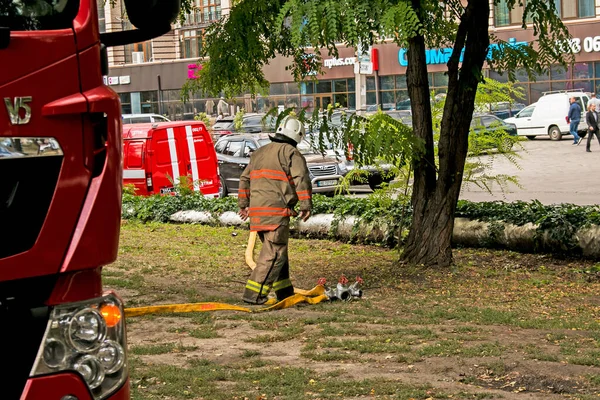 Dnepropetrovsk Ukraine 2021 Fire Residential Five Story Building Firefighters Preparing — Stock Photo, Image