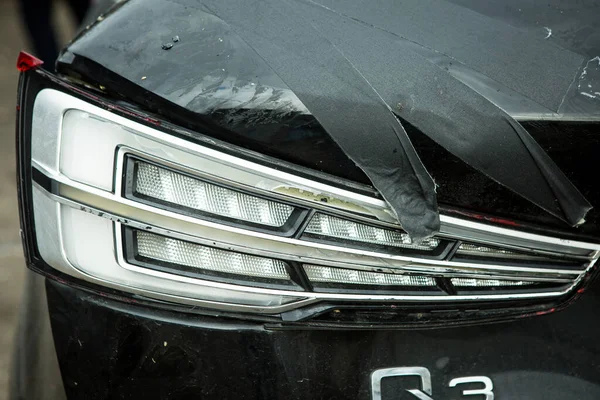 Dnepropetrovsk Ουκρανία 2022 Audi Στα Μαύρα Μετά Από Ένα Ατύχημα — Φωτογραφία Αρχείου