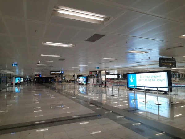 イスタンブール トルコ 2021 イスタンブール空港のインテリア イスタンブール空港はトルコのイスタンブールにある主要な国際空港である — ストック写真