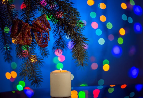 Weihnachtsbrennende Kerze Funkelnder Und Fabelhafter Hintergrund Mit Kopierraum Weihnachtlicher Hintergrund — Stockfoto