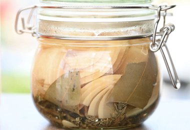 Cam kavanozlarda mayalanmış vejetaryen gıda konsepti. Yüksek kalite fotoğraf