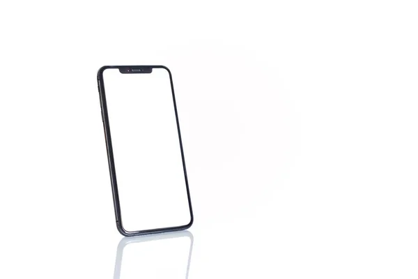 Modello Smart Phone Realistico Nero Isolato Sfondo Bianco — Foto Stock