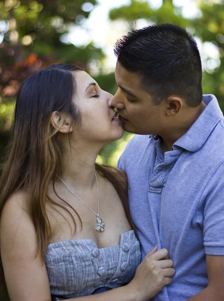 Casal amoroso — Fotografia de Stock