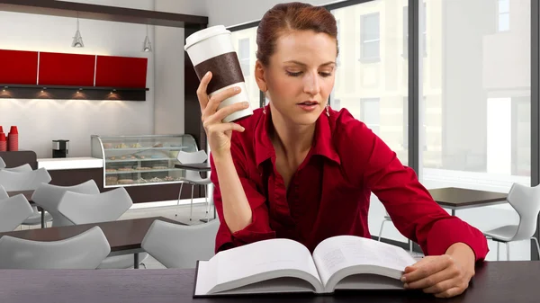 Frau im Café-Interieur — Stockfoto