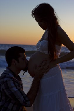 Karın öpüşme baba