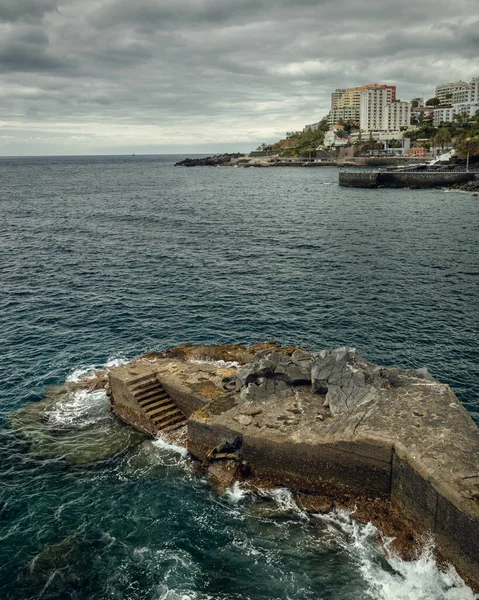 位于海滨的Funchal旅游综合体 葡萄牙马德拉 — 图库照片