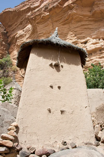 Granary in a Dogon village, Mali (Africa). — Stock Photo, Image