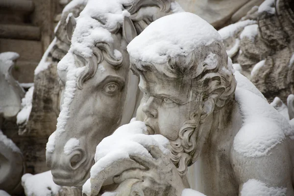 Detalhe da Fonte de Trevi em Roma . — Fotografia de Stock