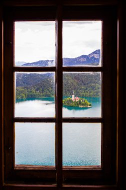 bled Kalesi, lake bled, Slovenya bled adasının görünümü.