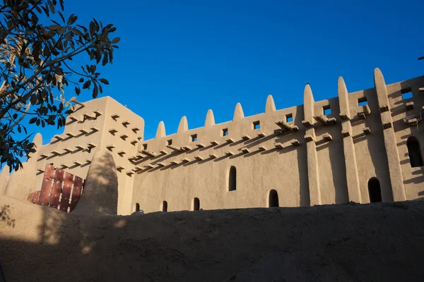 Die rückseite der großen moschee von djenné, mali, afrika. — Stockfoto