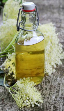 elderflower şurubu