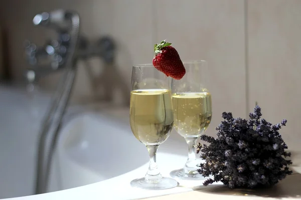 Romantic bath — Stock Photo, Image