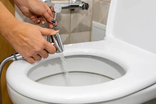 Bidet Douche Pour Hygiène Nettoyage Corps Avec Eau — Photo