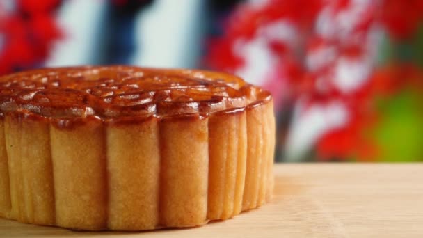 Mooncake Being Served Wood Platter Board Traditional Mid Autumn Festival — ストック動画