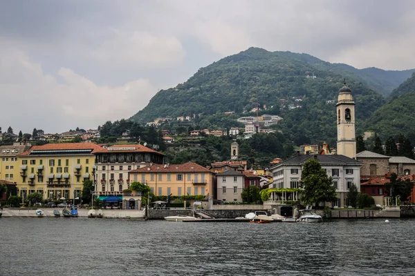 Como Talya Haziran 2017 Bulutlu Bir Günde Geleneksel Renkli Como — Stok fotoğraf