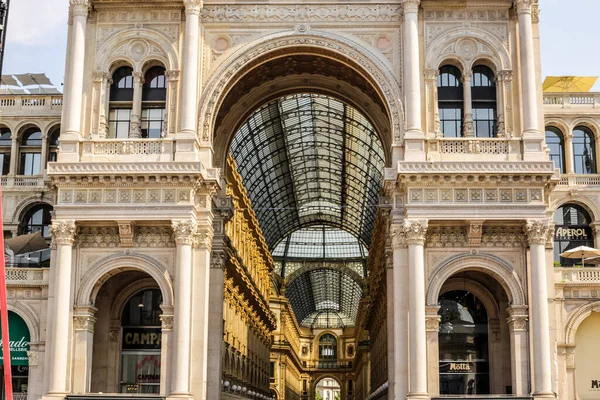 Milão Itália Junho 2017 Entrada Galleria Vittorio Emanuele Centro Cidade — Fotografia de Stock