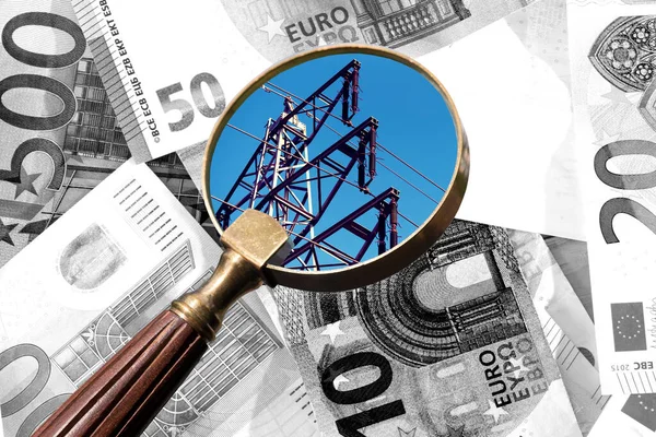 Γραμμή Ηλεκτρικής Ενέργειας Λογαριασμοί Ευρώ Και Αυξημένο Ενεργειακό Κόστος — Φωτογραφία Αρχείου