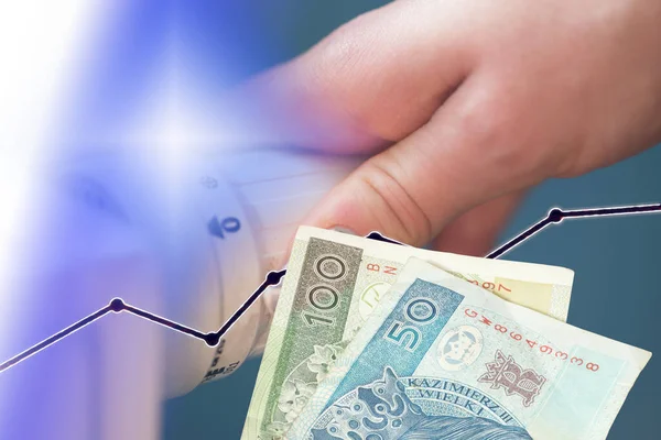 Financiële Grafiek Persoon Die Warmte Radiator Thuis Vermindert Contante Bankbiljetten — Stockfoto