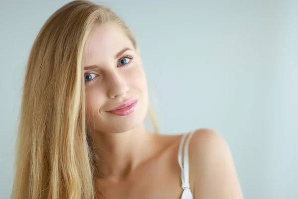 Portrait of young beautiful girl with. Make up. — Stock Photo, Image