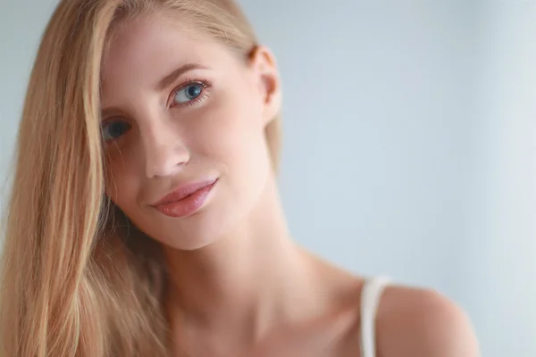 Portrait of young beautiful girl with. Make up. — Stock Photo, Image