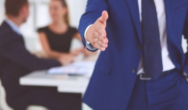 Bir iş tokalaşmasının kapanışı