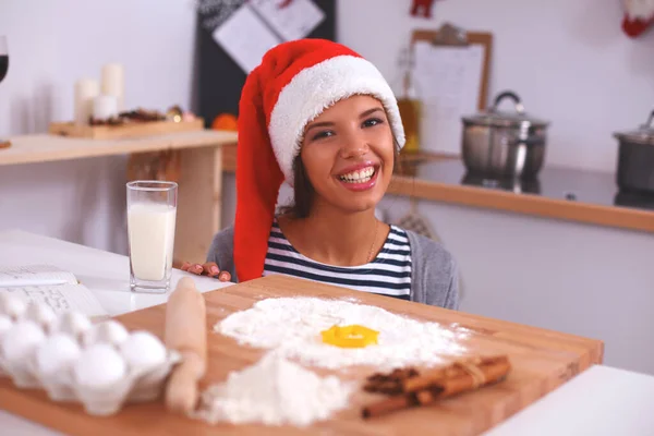 Christmas Baking Santa Woman Smiling Happy Having Fun Christmas Preparations — Stock Photo, Image