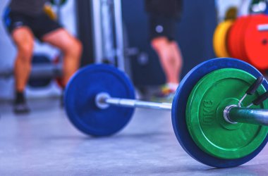 Halter spor salonunda çalışmaya hazır. .