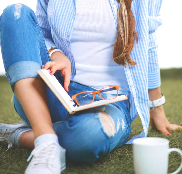 Young Woman Sitting Book Grass — Stock Photo, Image