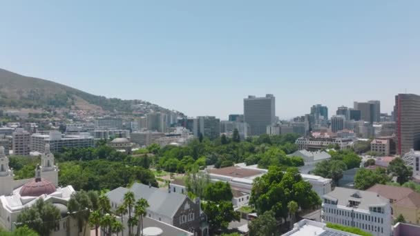 Landingsschot Stadsdeel Omgeving Van Huizen Bedrijfsgebouwen Stad Kaapstad Zuid Afrika — Stockvideo