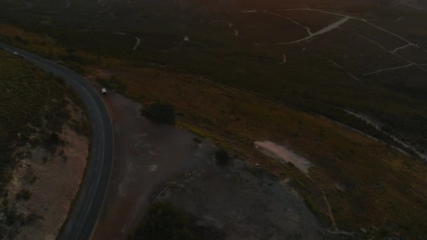 High Angle View Turn Mountain Road Resting Place Lookout Tilt — Stockvideo