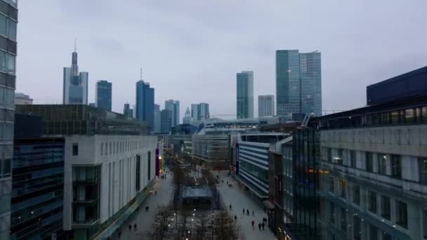 Forwards Fly Shopping Galleries Zeil Street City Centre Revealing Cityscape — Stock video