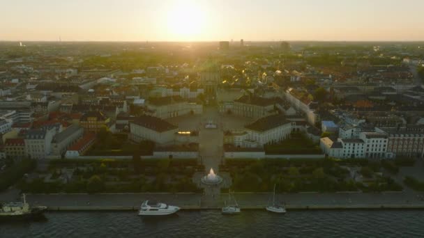 Asil Amalienborg Sarayı Nın Hava Indirme Görüntüleri Frederiks Kirke Kubbesi — Stok video