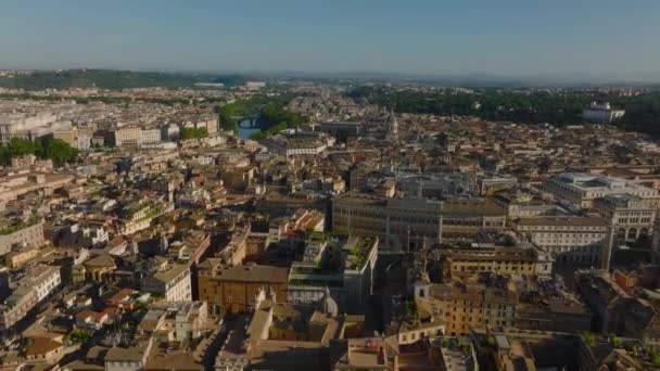 도시의 중앙에 건물들은 황혼에 오릅니다 르네상스 Trinita Dei Monti 향하고 — 비디오