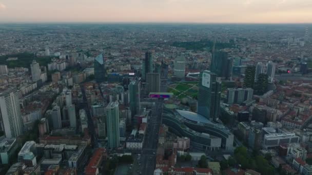 Forwards Fly High Buildings Streets Modern Urban Borough Tall Futuristic — Stock Video