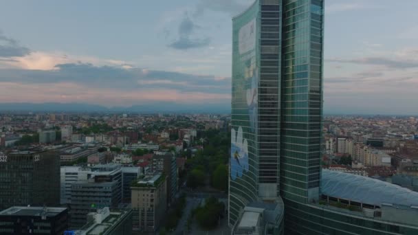 Avante Voar Torno Edifícios Modernos Arranha Céus Lombardia Edifício Complexo — Vídeo de Stock