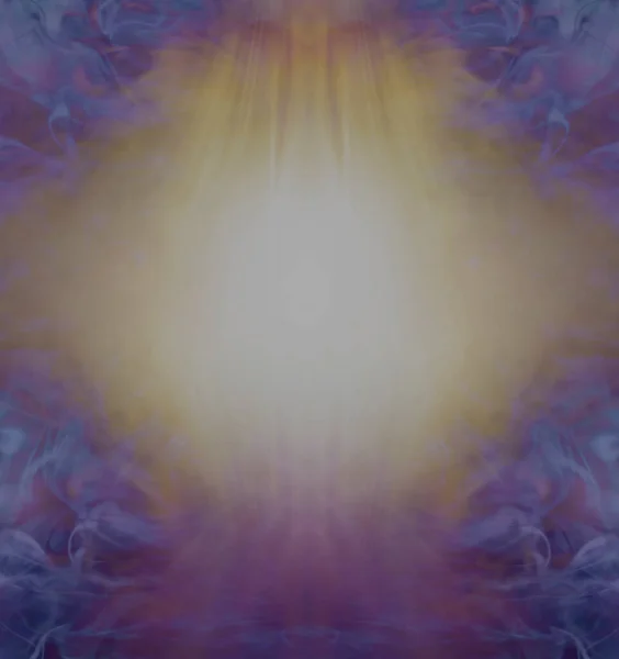 Golden Purple Spiritual Aankondiging Achtergrond Prachtige Diamant Vormige Gouden Achtergrond — Stockfoto