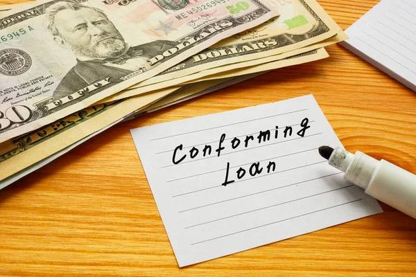Χρηματοοικονομική Έννοια Για Conforming Δάνειο Την Υπογραφή Στο Φύλλο — Φωτογραφία Αρχείου
