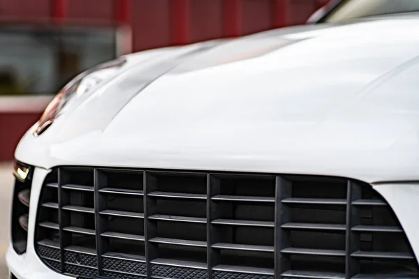Compact White Executive Car Business Car Large Chrome Grille — Fotografia de Stock