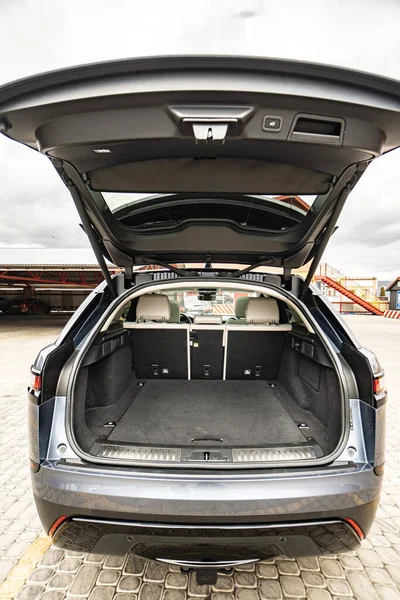 Clean Open Empty Trunk Car — Zdjęcie stockowe