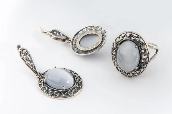Elegante Conjunto Joyas Oro Blanco Anillo Pendientes Collar Con Diamantes — Foto de Stock