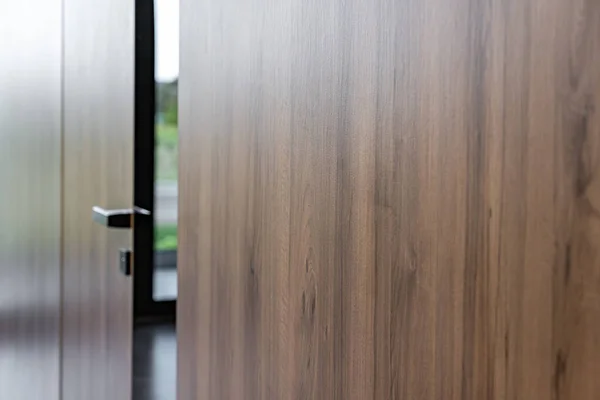 Yönetici kapısı, şirket lideri başarıyı hedefliyor, güçlü lider.