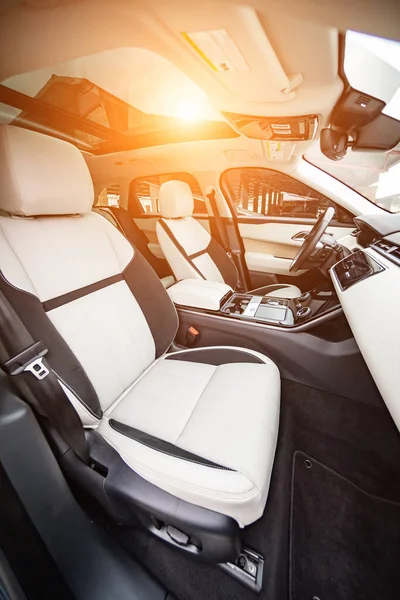 Modern Luxury Prestige Car Interior Dashboard Steering Wheel Orange Red — Stock Photo, Image
