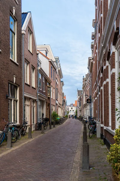 Haarlem Niederlande März 2022 Gemütliche Straßenansicht Und Generische Architektur Haarlem — Stockfoto
