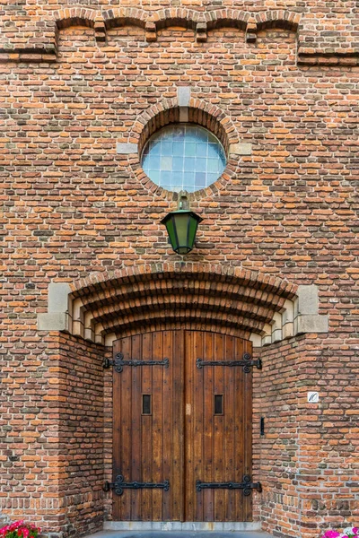 Старая Средневековая Готическая Церковная Дверь Исторический Замок Древняя Средневековая Дверь — стоковое фото