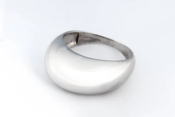 Silver Minimalism Diamant Ring Isolerad Vit Bakgrund — Stockfoto