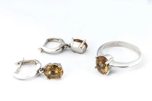 Elegantes Schmuckset Aus Weißgoldring Halsketten Ohrringe Mit Diamanten Silberschmuck Mit — Stockfoto