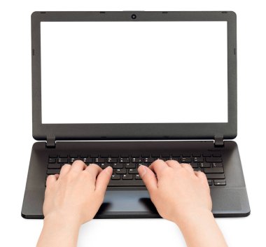 Eller dizüstü bilgisayarda beyaz izole edilmiş arka planda yazı yazıyor. ön görünüm